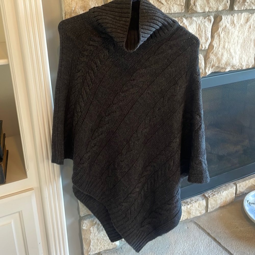 Ana and Ava sweater shrug one size